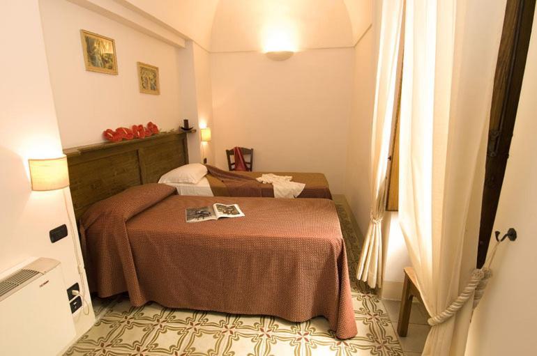 Hotel Palazzo D'Erchia 콘베르사노 외부 사진